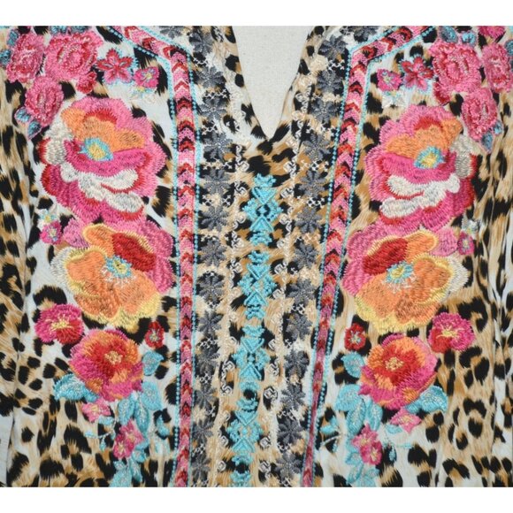 Savanna Jane Cheetah Print 3/4 Bell Sleeve Embroidered Floral Blouse Top Size 3X - Picture 3 of 12